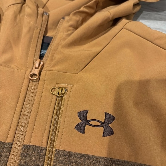 Under Armour Brown and Tan Hoodie 0238 - Picture 3 of 5